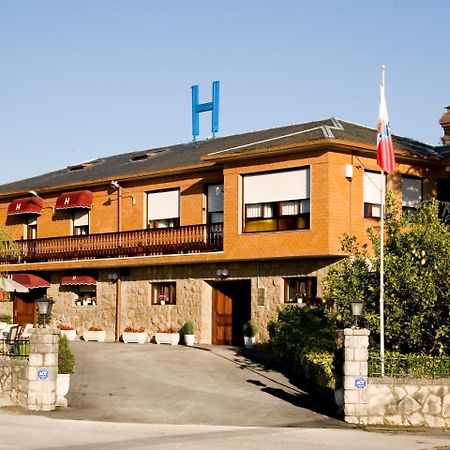 Hosteria Los Sauces Maoño Extérieur photo